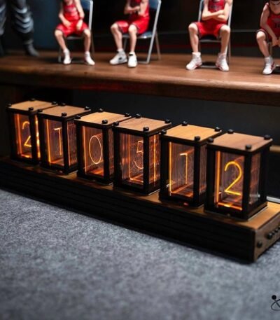 Horloge Nixie Numérique en Bois Déco Science