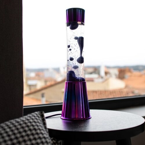 lampe-a-lave-irisee-metallique-violette